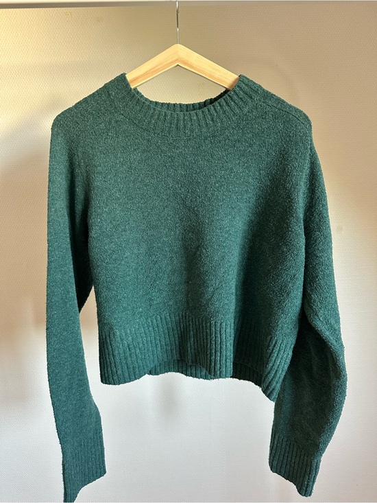 Universal Thread Sweaters - Universal Thread Dark Green Crewneck Sweater